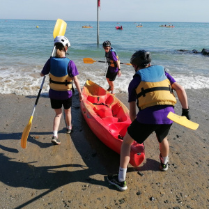 Mise à l'eau pour l'épreuve en Kayak. @C. Le Campion